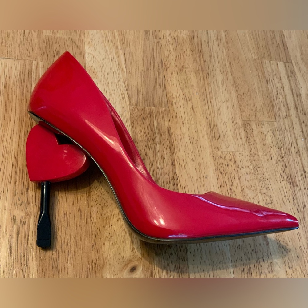 Heel with heart 👠❤️